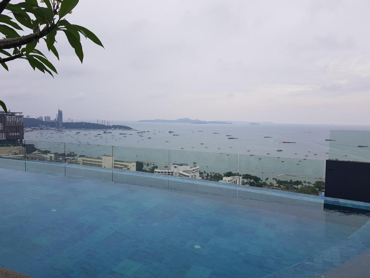 Centric Sea By Pattaya Holiday Bang Lamung Bagian luar foto