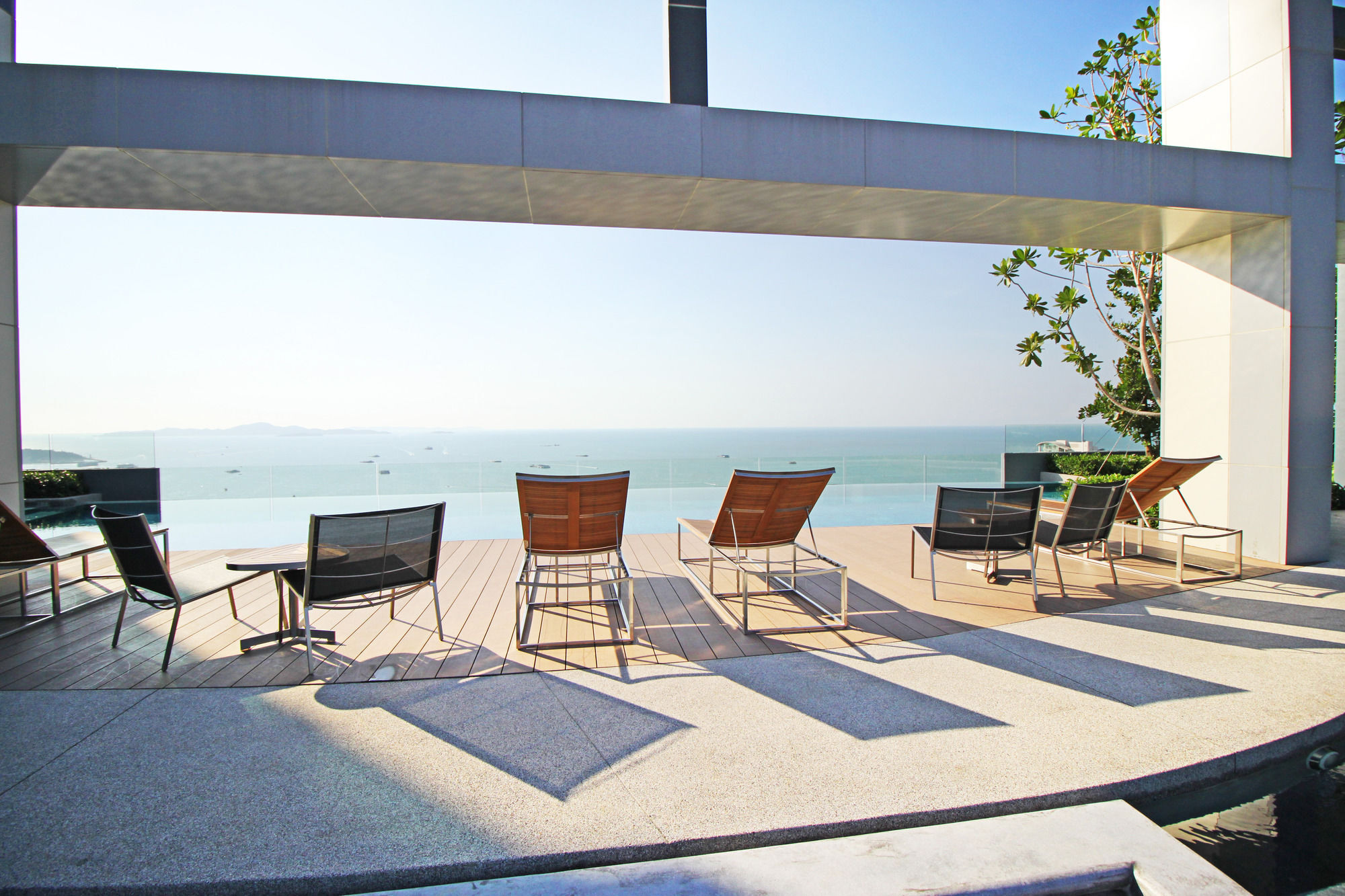 Centric Sea By Pattaya Holiday Bang Lamung Bagian luar foto